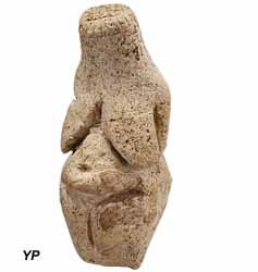 Dame d’Amiens. Craie, trouvé en 1919