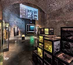 Historial - space château - Les Australiens