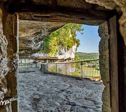 La Roque Saint-Christophe