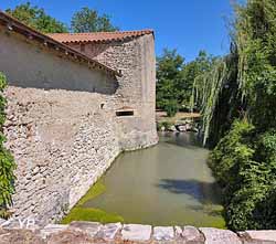 Ch&acirc;teau des Granges