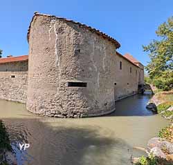 Ch&acirc;teau des Granges