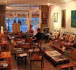 La Vina, Galerie-Caf&eacute; (Katarina Dugast)