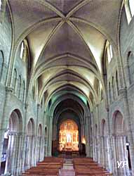 Basilique Notre-Dame-de-Bonne-Garde à Longpont-sur-Orge